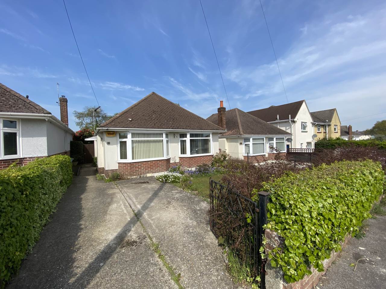 * NO CHAIN * DETACHED BUNGALOW * THREE BEDROOMS * REFURBISHMENT PROJECT * GAS CENTRAL HEATING * FRONT & REAR GARDENS * OFF ROAD PARKING *